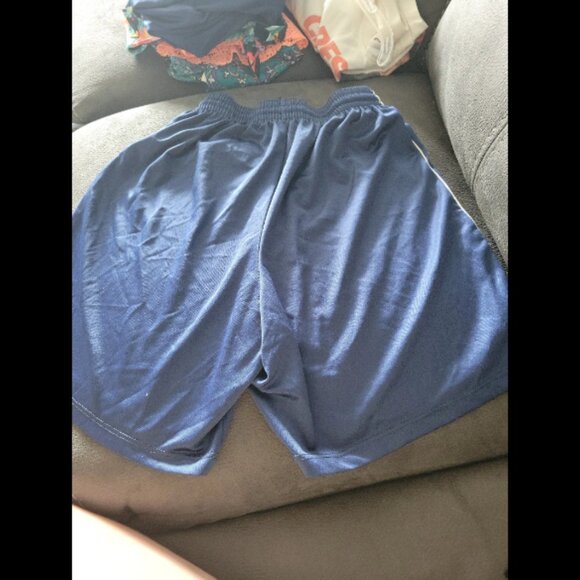 Adult small blue soccer shorts - Picture 2 of 3